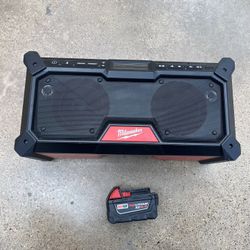 Milwaukee M18 Bluetooth Jobsite Radio 2952-20 , With Battery 
