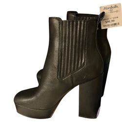 Coach Woman’s Boots Size 8.5 