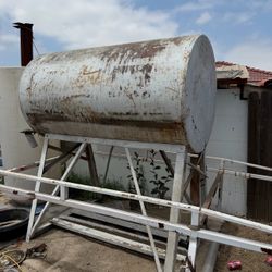 600 gallon tank