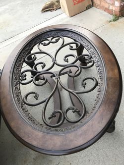 Oval coffee table missing glass