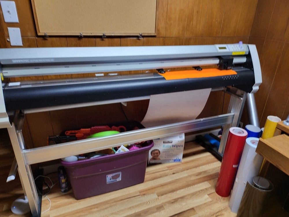 Graphtec Fc7000-130 Plotter Vinyl Cutter