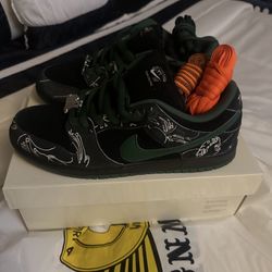 Nike Skateboards x Dunk SE Low Ultra Humanized.. Size 11.5 Warren wants super clean as shown