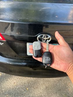Toyota Keys for Sale — Remote Keys & Smart Keys Available