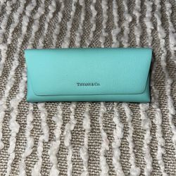 Tiffany & Co. Teal Flip Top Soft Cover Glasses Case Only Magnetic. 