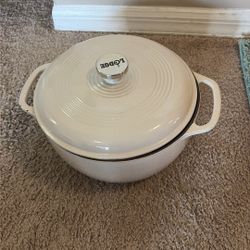 Lodge Enameled Cast Iron Dutch Oven –preowned Good Condition 