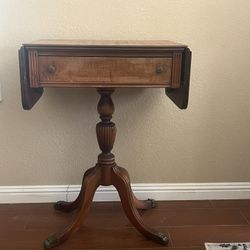 Antique Mahogany Drop Leaf Table w/Drawer