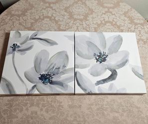 Set of White Flower Canvas Prints 14"