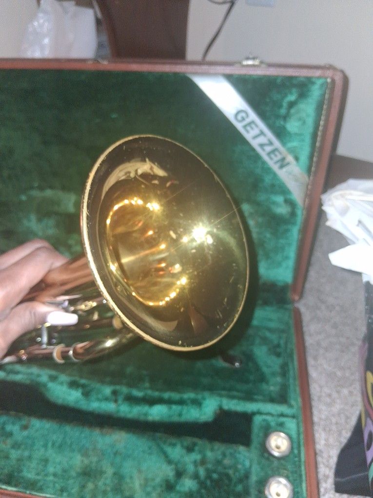 VINTAGE TRUMPET GETZEN