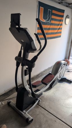 Pro Form Smart Strider 895 CSE