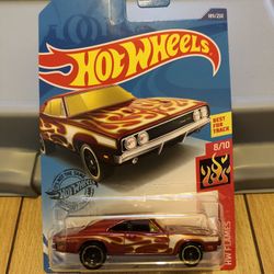 Hotwheels 69’ Dodge Charger 500