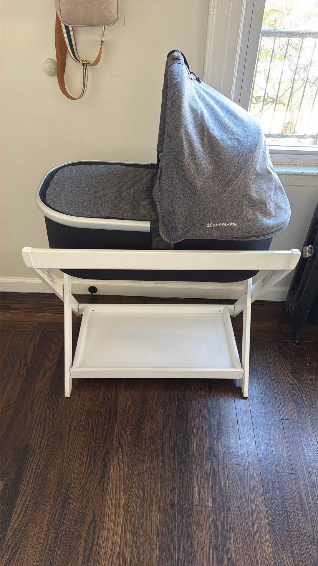 Uppababy Bassinet And Stand