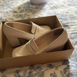Urban Outfitters Heeled Loafers Size 7.5 W