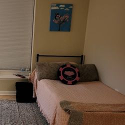 Single bed + mattress