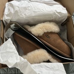 UGG Slides