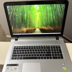 HP Envy 17.3" FHD- i7 6500U - 16GB RAM - 940M - 1TB HDD Touchscreen 