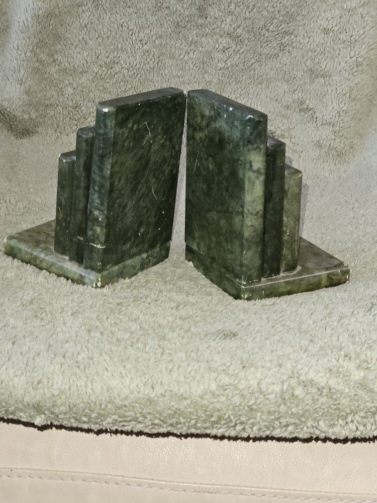 Antique alabaster bookends made in Italy, green marble