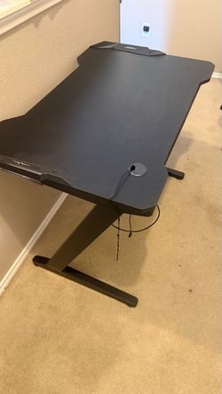 Forge gaming desk
