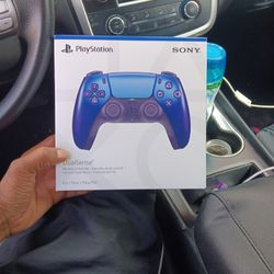 PS5 Controller (NEW & SEALED)