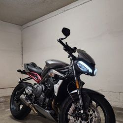 2022 Triumph Street Triple 765RS