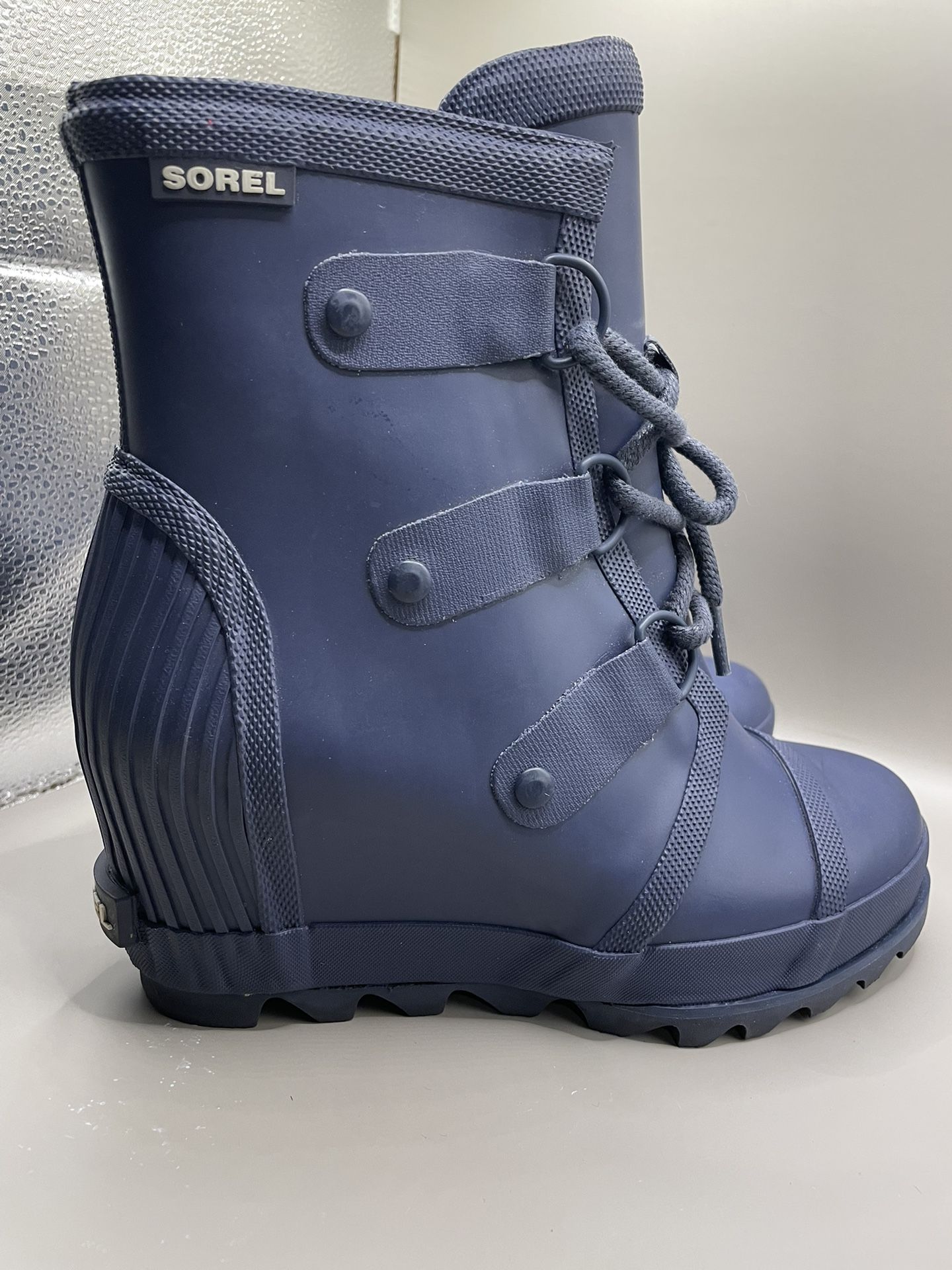 Sorel Waterproof Wedges Boots Size 7