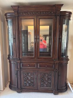 American Drew Dining Hutch