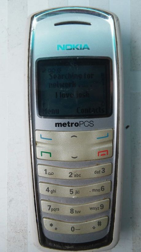 Nokia 2125i - White (MetroPCS) Cellular Phone Clean ESN