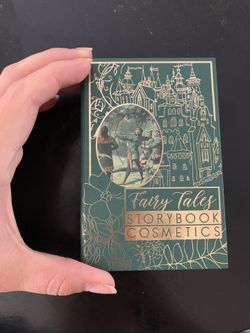 Eyeshadow palette