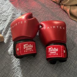 Fairtex Metallic Boxing Gloves (BGV22) - 12oz, Metallic Red Item