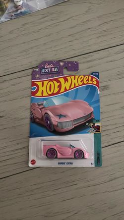 Hot Wheels Barbie Extra Tooned Die-Cast Car