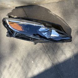 2019 2020 2021 2022 2023 2024  CHEVROLET MALIBU HEADLIGHT PASSENGER SIDE ORIGINAL GM