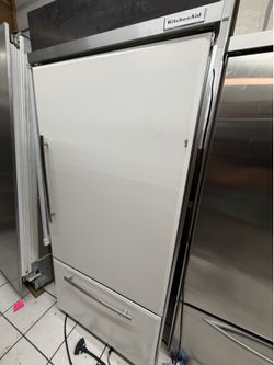 36” KITCHENAID BUILT IN BOTTOM FREEZER PANEL READY