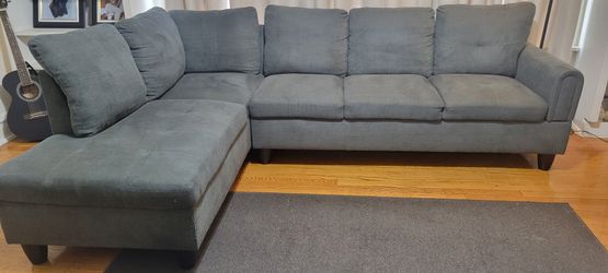Couch (Rogers Park)