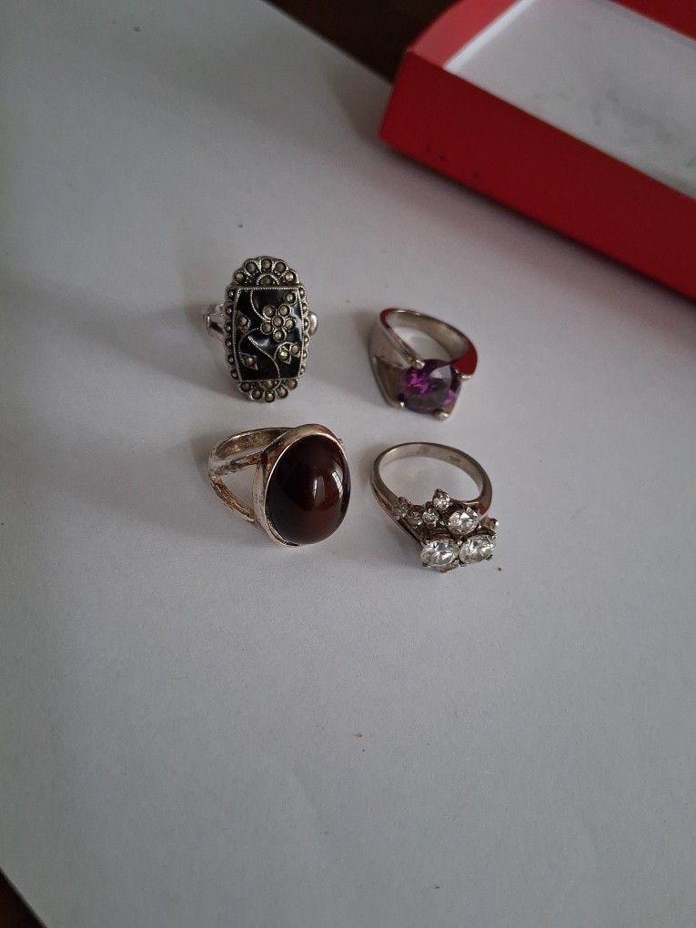 4 Rings. Dize 7/1/2
