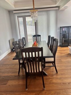 8 seater formal custom dinning set