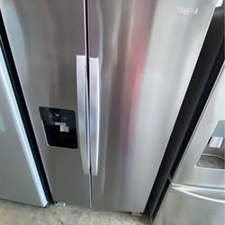 Like new whirlpool refrigerator side by side stainless steel Dimensions are 68 7/8 height 35 7/8 width 32 depth