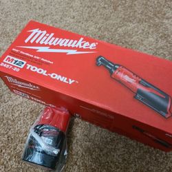 NIB Milwaukee M12 Cordless 3/8" Ratchet, 2457-20 w/ CP2.0 2.0Ah Battery , New, Firm