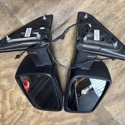 2009 Dodge Ram Left & Right Mirrors Part Number 55372067AG
