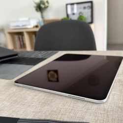 Apple 2024 13" M4 iPad Pro