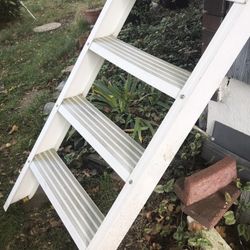 aluminum  ladder   for pool moving house  or decking   27 by 54 inch 