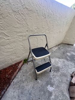 Step stool