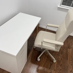 Office Desk With Chair 