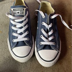 Converse (chuck Taylor) Kids Low Top Shoes Size 2