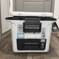 Ninja FrostVault 50- qt Hard Cooler with Dry Zone in White