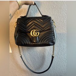 Black Gucci CC