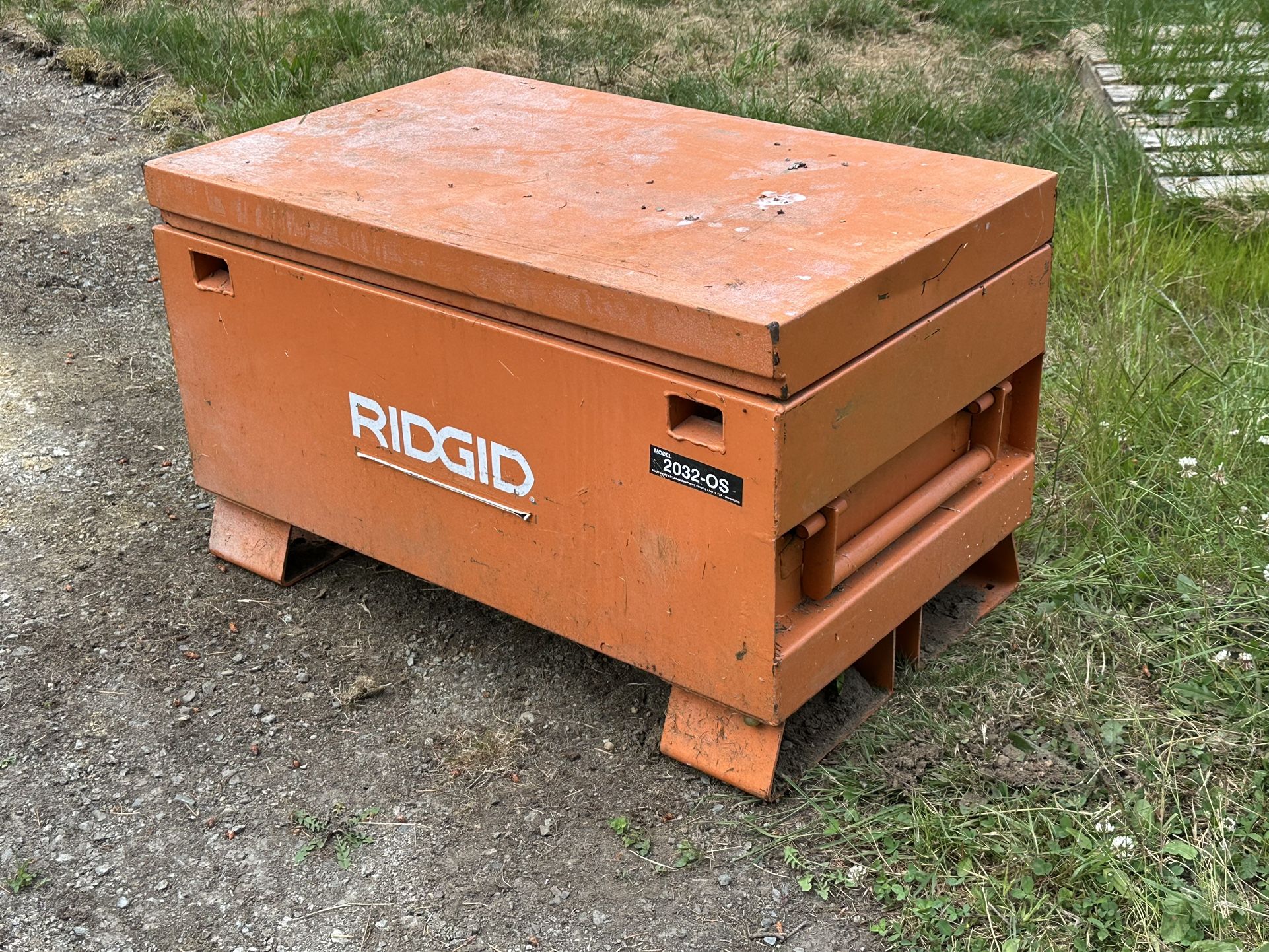 Ridged Metal Tool Box