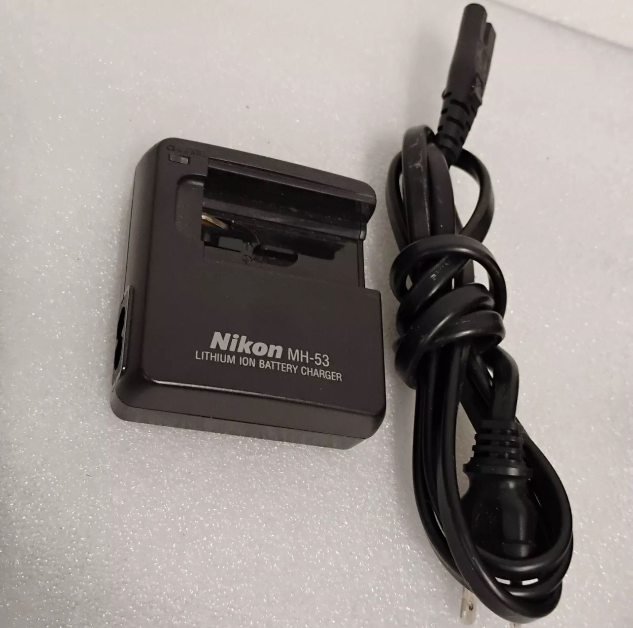 Nikon MH-53 Battery Charger Lithium Ion EN-EL1 Battery Charger Only Genuine OEM
