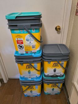 CLEAN EMPTY TIDY CAT CONTAINERS