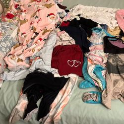 Bag full of children's clothing in various sizes. I'm in Ontario!