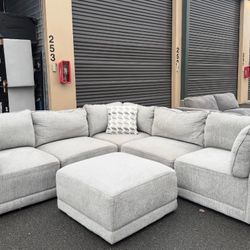 Sectional Couch 