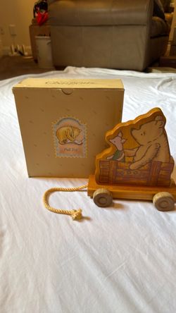 Classic Winnie the Pooh Wooden Pull Toy